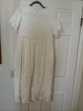 Textured White Short-Sleeve Midi Dress